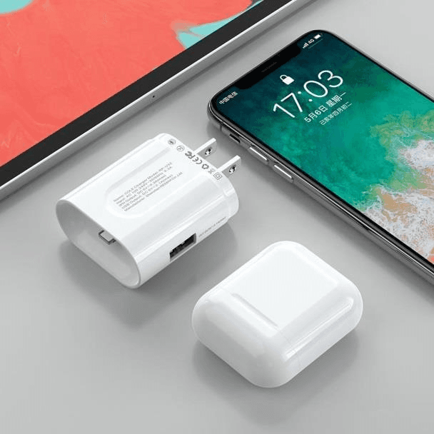 RP-U32CN Cargador USB/Lightning 2 en 1 de 12 Vatios para AirPods y Dispositivos Apple y Android 3